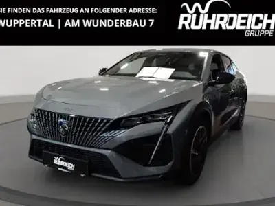 Neu Peugeot 408 GTi 145 PS (106 kW) 2025 Grau Limousine
