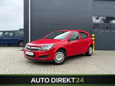 Gebraucht Opel Astra Basis 116 PS (85 kW) 2009 Rot Limousine