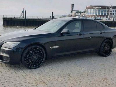 BMW 740