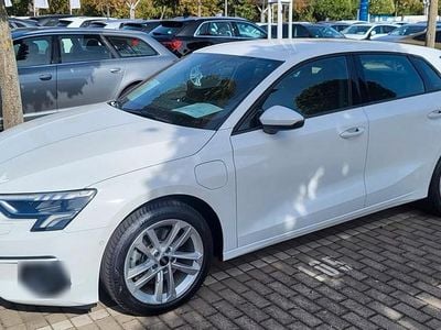 Gebraucht Audi A3 Design 204 PS (150 kW) 2021 Weiß Limousine