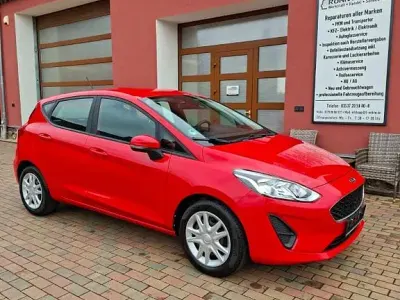 Gebraucht Ford Fiesta Trend 101 PS (74 kW) 2018 Rot Kleinwagen