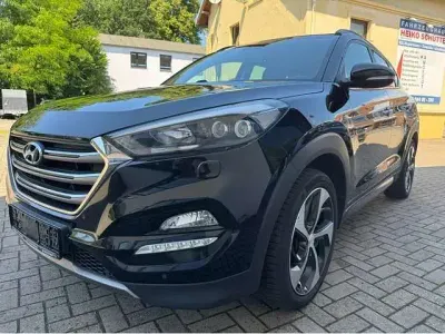 Gebraucht Hyundai Tucson Premium 185 PS (136 kW) 2016 Phantom black / mic SUV