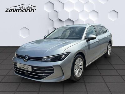 Gebraucht VW Passat IQ Drive 177 PS (130 kW) 2025 Silber Kombi