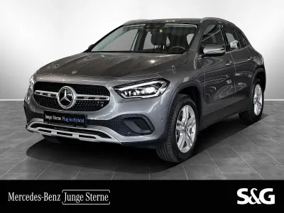 Gebraucht Mercedes GLA250 160 PS (117 kW) 2022 Metalliclack mountaingrau SUV
