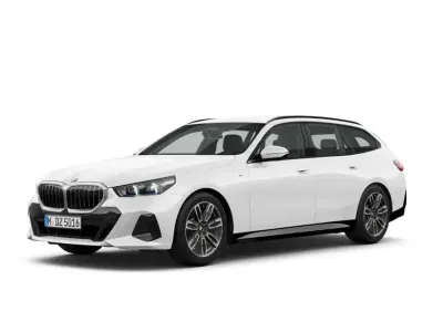 Gebraucht BMW 540 M Sport 303 PS (222 kW) 2026 Weiß Kombi