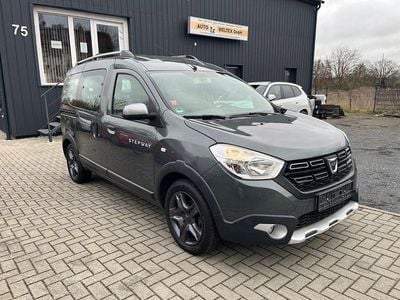 Gebraucht Dacia Dokker Celebration 116 PS (85 kW) 2018 Grau Van / Kleinbus