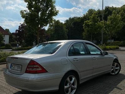 Mercedes C270