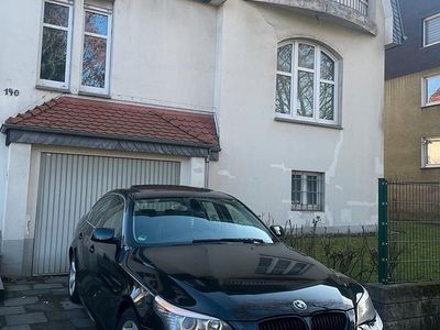 Gebraucht BMW 525 M Sport 197 PS (144 kW) 2009 Schwarz Limousine