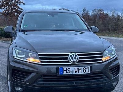 Gebraucht VW Touareg 204 PS (150 kW) 2015 Braun SUV