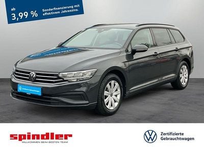 Gebraucht VW Passat Basis 150 PS (110 kW) 2021 Uranograu Kombi
