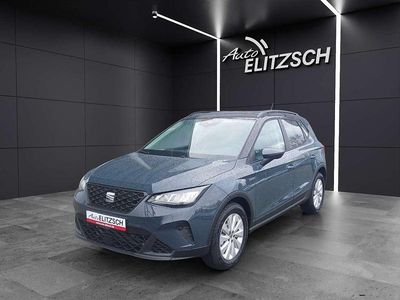 Neu Seat Arona 116 PS (85 kW) 2025 Blau (fiord blau / midnight schwarz metallic) SUV
