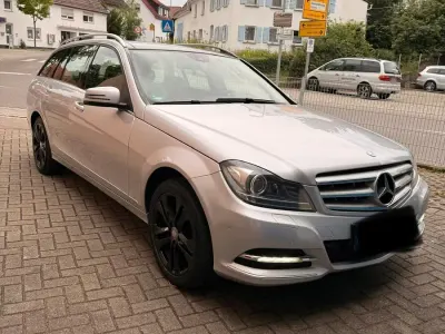 Gebraucht Mercedes C250 Avantgarde 204 PS (150 kW) 2013 Silber Kombi