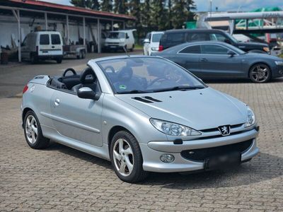 gebraucht Peugeot 206 CC 110 Automatik -