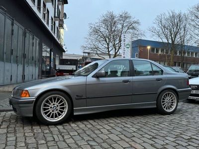 gebraucht BMW 320 i E36 Limousine Klimaautomatik