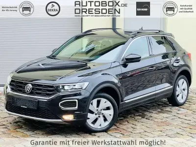 Käytetty VW T-Roc Sportline 150 HP (110 kW) 2022 Musta Katumaasturi