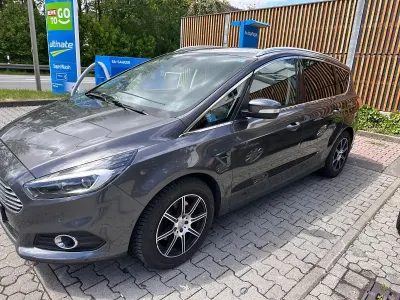 Używany Ford S-MAX