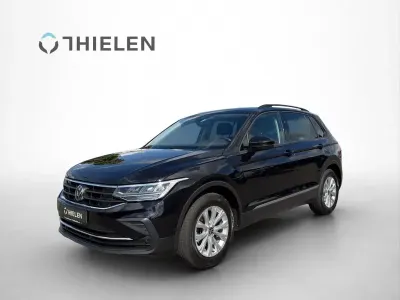 Gebraucht VW Tiguan Life 150 PS (110 kW) 2023 Schwarz SUV