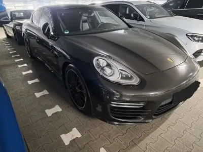 Gebraucht Porsche Panamera GTS 441 PS (324 kW) 2015 Kleinwagen
