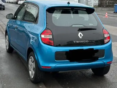 Używany Renault Twingo Dynamique 71 KM (52 kW) 2015 Czarny Hatchback