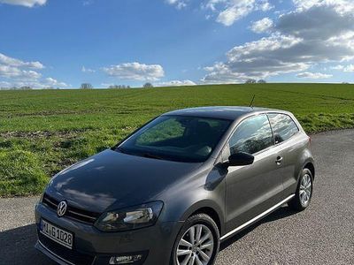 Gebraucht VW Polo Style 90 PS (66 kW) 2011 Grau Kleinwagen
