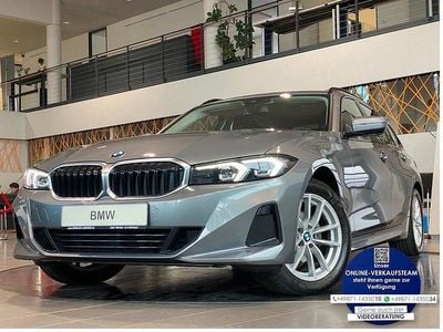 Grau Gebraucht 2023 BMW 320 Kombi | 30.980 € (Guter Preis)