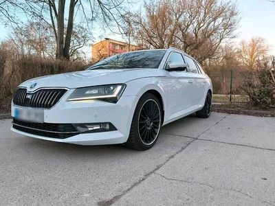 Brugt Skoda Superb LAURIN & KLEMENT 190 HK (139 kW) 2019 Hvid Stationcar