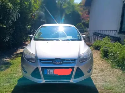 Usata Ford Focus 150 CV (110 kW) 2011 Argento Berlina
