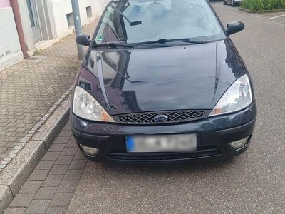 Usata Ford Focus Ambiente 116 CV (85 kW) 2004 Nero Station wagon