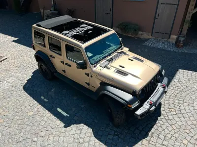 Gebraucht Jeep Wrangler Sahara 272 PS (200 kW) 2022 Andere farben SUV