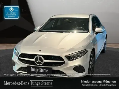 Gebraucht Mercedes A200 Advanced 163 PS (119 kW) 2024 Silber Limousine