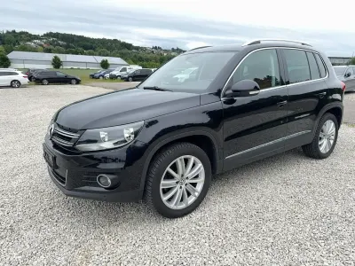 Gebraucht VW Tiguan Sport 211 PS (155 kW) 2013 Black (metallic) SUV