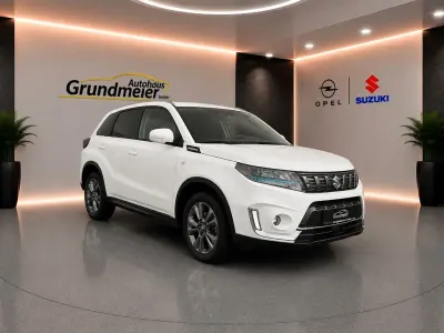 Gebraucht Suzuki Vitara Comfort 129 PS (94 kW) 2021 Weiß SUV