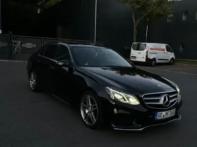 Gebraucht Mercedes E300 AMG 231 PS (169 kW) 2013 Schwarz Limousine