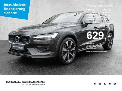 Gebraucht Volvo V60 CC 184 PS (135 kW) 2021 Kombi