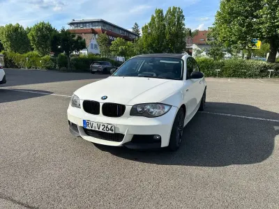Gebraucht BMW 120 177 PS (130 kW) 2009 Weiß Kleinwagen