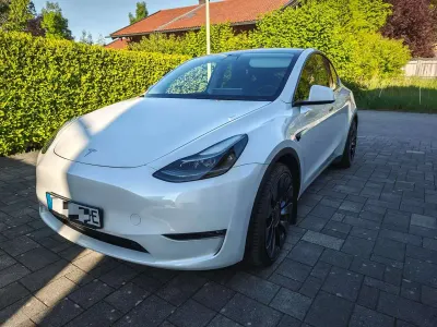 Gebraucht Tesla Model Y Performance 397 kW (540 PS) 2022 Weiß SUV
