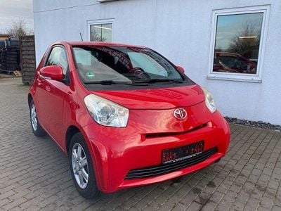 Toyota iQ