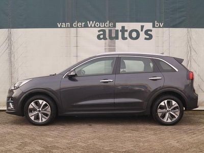 Grau Gebraucht 2020 Kia e-Niro SUV | 12.900 € (Fairer Preis)