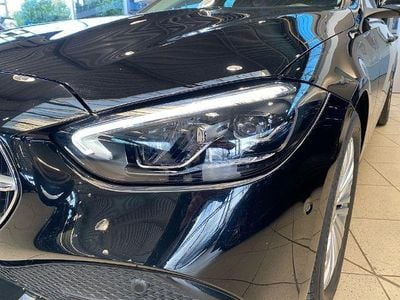 Gebraucht Mercedes C200 Avantgarde 204 PS (150 kW) 2024 Schwarz Limousine