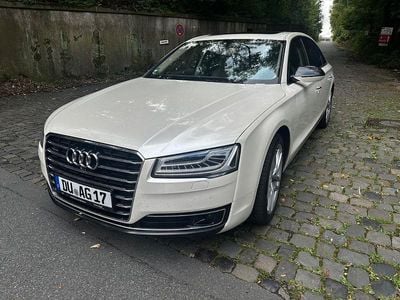 Audi A8L