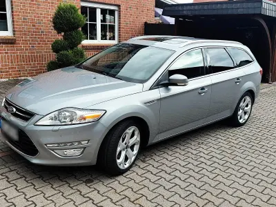 Gebraucht Ford Mondeo 200 PS (147 kW) 2012 Silber Kombi
