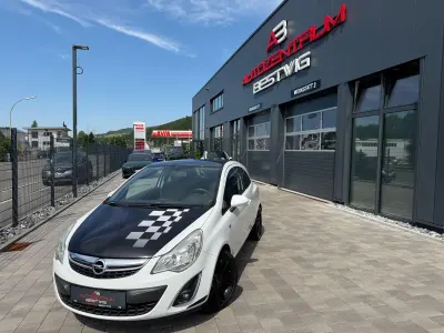 Gebraucht Opel Corsa Sport 87 PS (63 kW) 2012 Weiß Kleinwagen