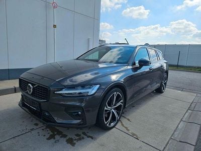 Gebraucht Volvo V60 Plus 197 PS (144 kW) 2022 Grau Kombi