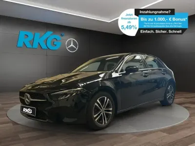 Gebraucht Mercedes A200 Progressive 163 PS (119 kW) 2025 Schwarz Limousine
