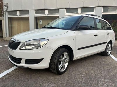 Gebraucht Skoda Fabia Ambition 69 PS (50 kW) 2014 Weiß Kleinwagen