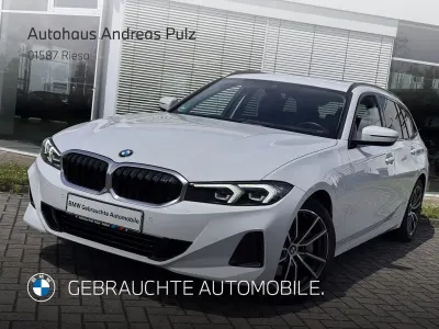 Gebraucht BMW 330 245 PS (180 kW) 2023 Weiß Kombi
