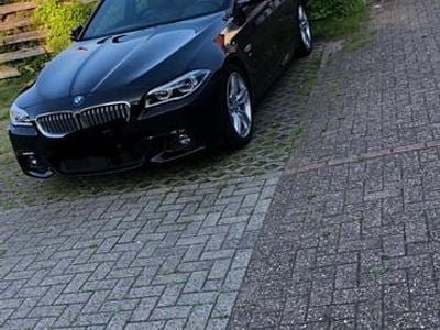 Braun Gebraucht 2016 BMW 550 Limousine | 26.000 €
