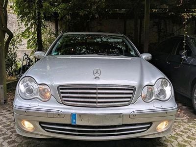 Mercedes C180