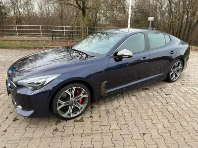 Gebraucht Kia Stinger GT 366 PS (269 kW) 2020 Blau Kleinwagen