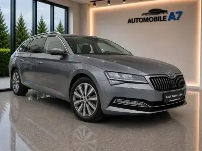 Gebraucht Skoda Superb Style 190 PS (139 kW) 2022 Grau Kombi
